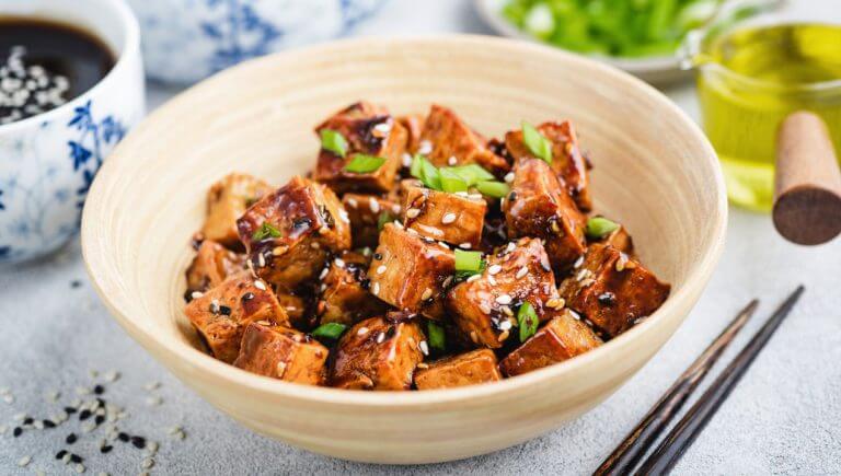 ¡RECETAS! – Deliciosas Recetas con Tofu: Explora el Mundo de la Comida Saludable
