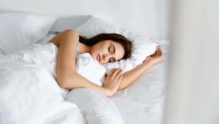 Descubre los Secretos para Dormir Mejor: Consejos Prácticos para Noches Tranquilas